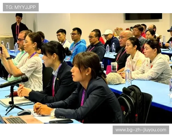 国际短道速滑裁判委员会推广慢镜头判罚标准化，短道速滑裁判规则
